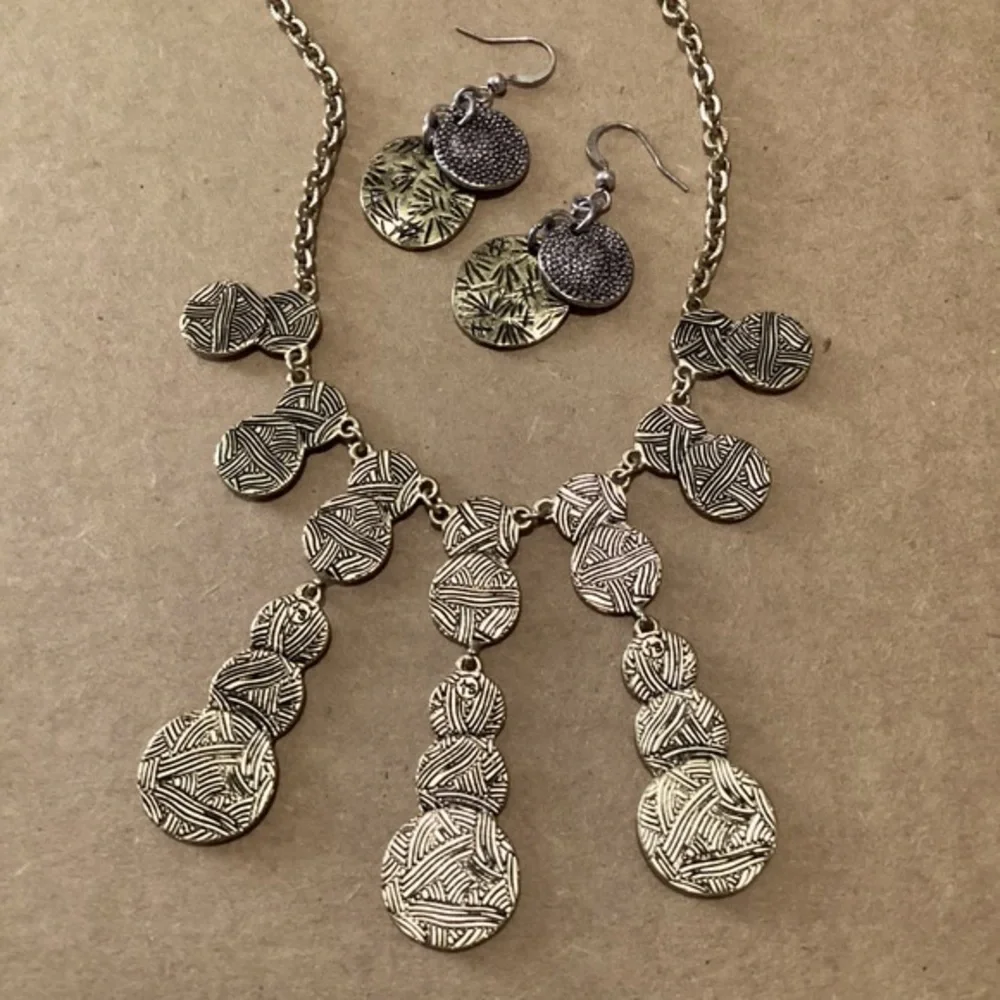 The Sak Gold Tone Black Weave Pattern Aztec Style Coin Drop Statement Necklace - Picture 2 of 10